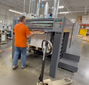 RMGT 920ST-5+CC  (AQ & UV)+SLD+LED/CONV-UV/IR Five Color Offset Press - Image 3